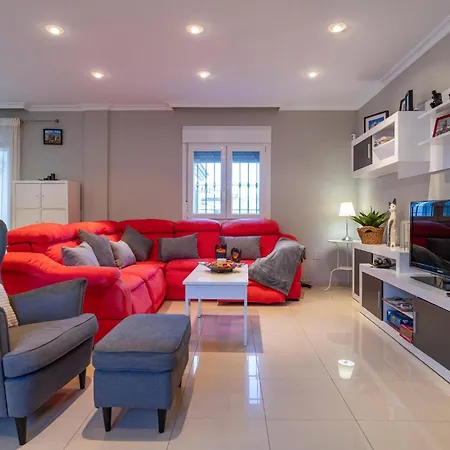 בית נופש Amazing In Barrios With Outdoor Swimming Pool *